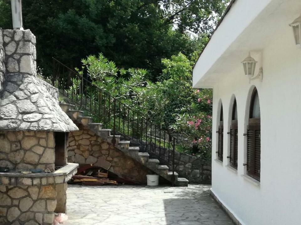 Отель Sobe Za Odmor Jadran Драмаль Экстерьер фото